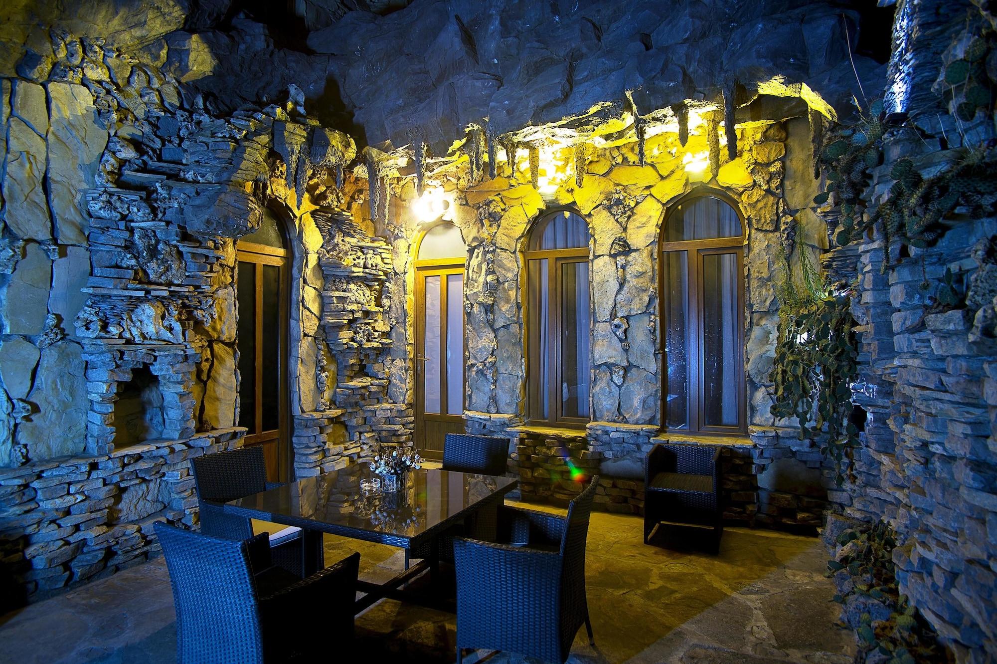 Coral Boutique Hotel Tbilisi ภายนอก รูปภาพ