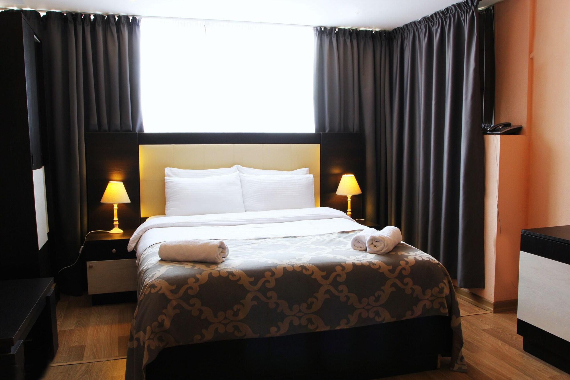 Coral Boutique Hotel Tbilisi ภายนอก รูปภาพ