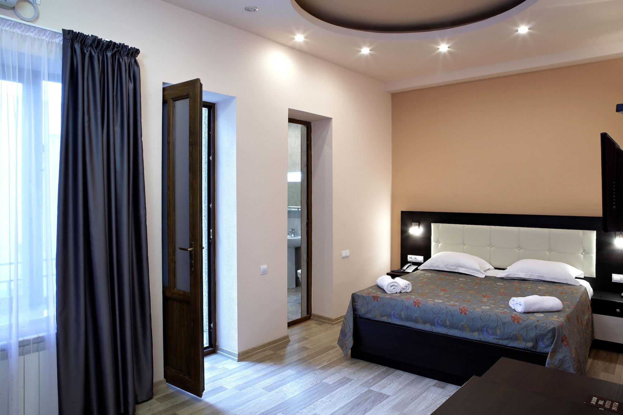 Coral Boutique Hotel Tbilisi ภายนอก รูปภาพ