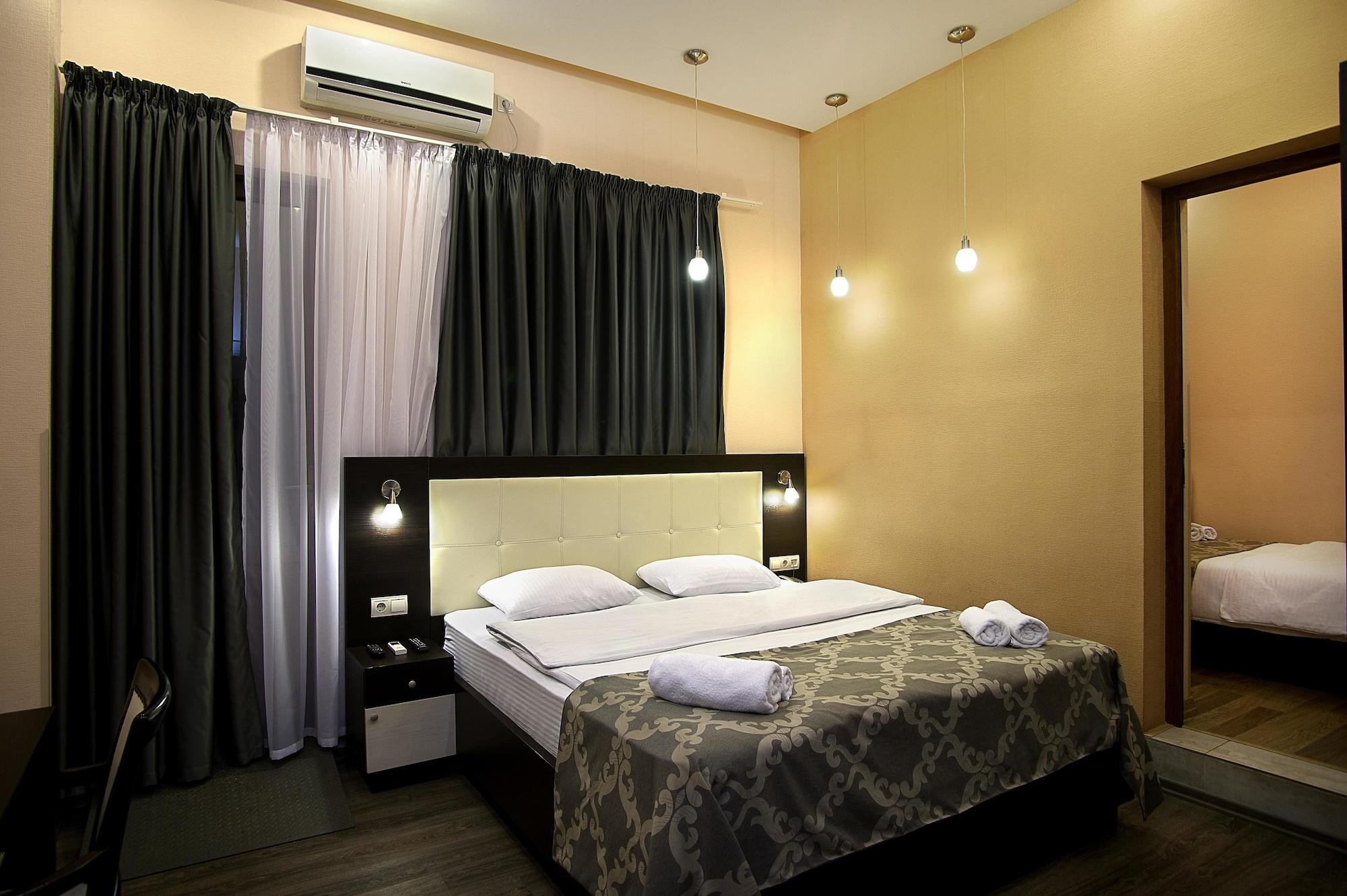 Coral Boutique Hotel Tbilisi ภายนอก รูปภาพ