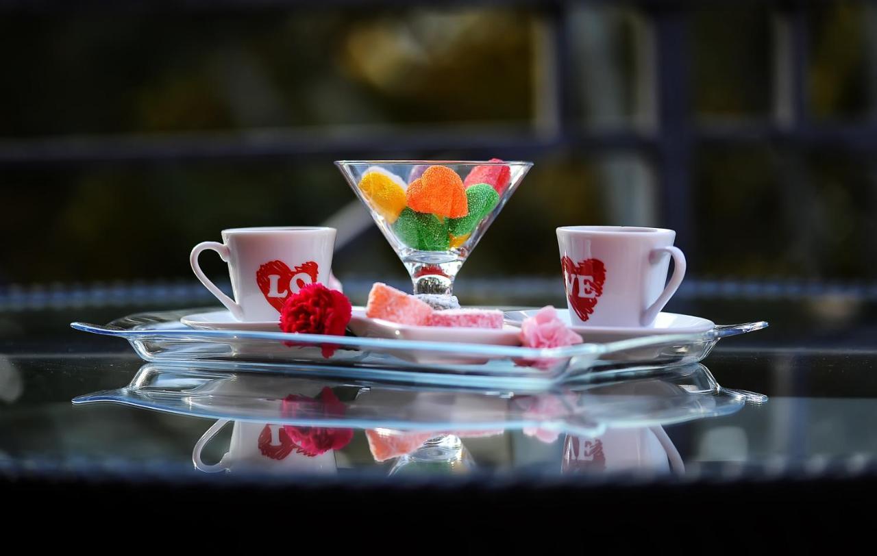 Coral Boutique Hotel Tbilisi ภายนอก รูปภาพ