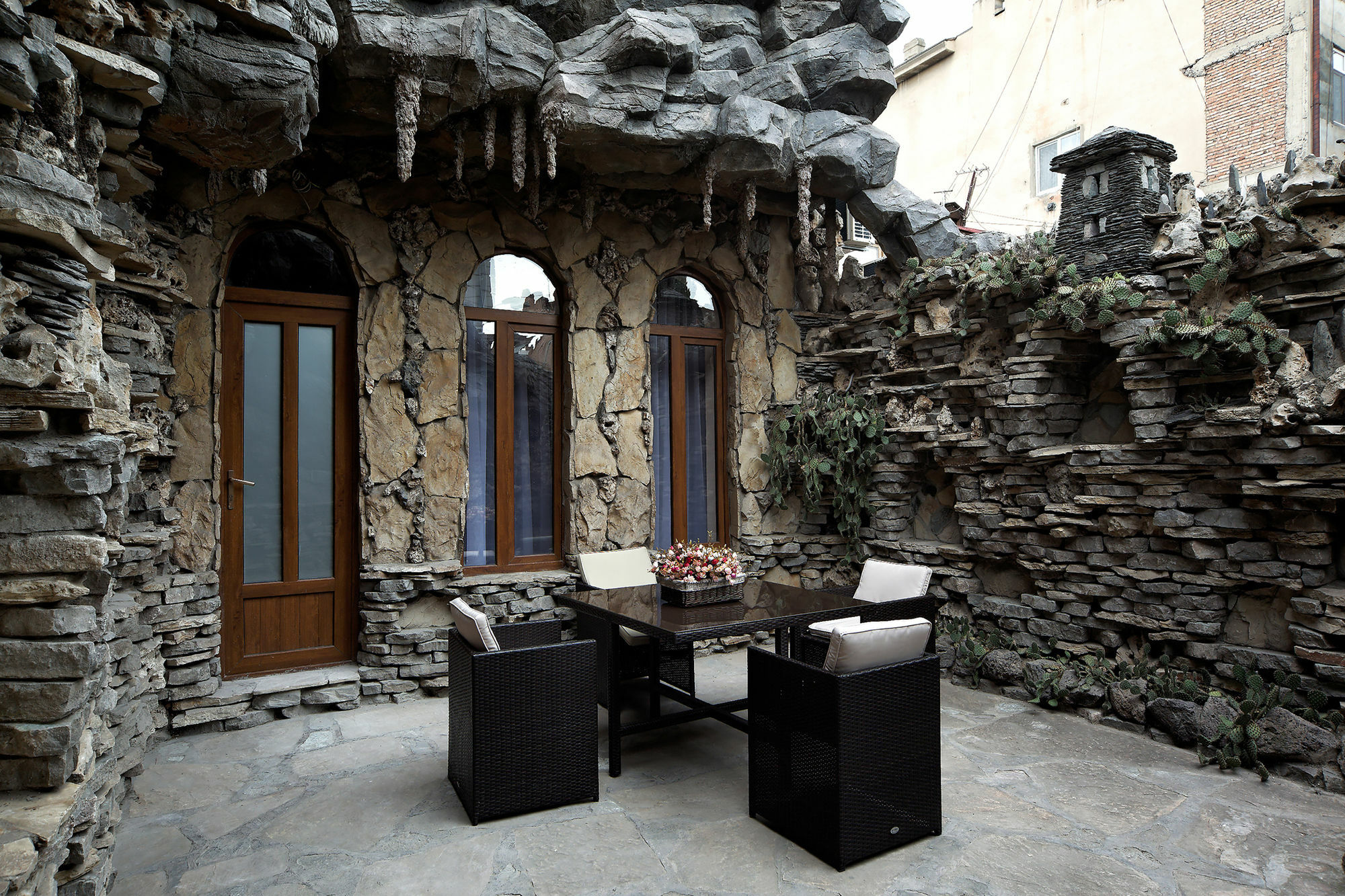 Coral Boutique Hotel Tbilisi ภายนอก รูปภาพ